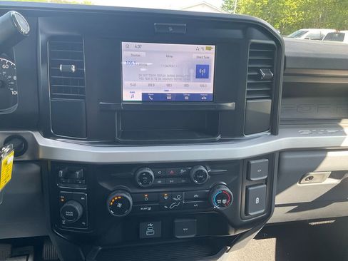 New 2026 Ford F250 XL AWD/4WD image 23