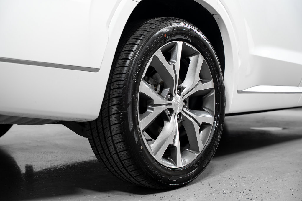 Certified 2022 Hyundai Palisade Limited FWD image 8