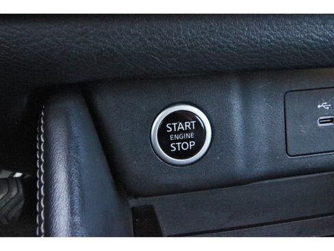 Used 2021 Nissan Rogue SL FWD image 28