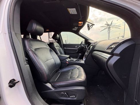 Used 2016 Ford Explorer Sport w/ Equipment Group 401A AWD/4WD image 19