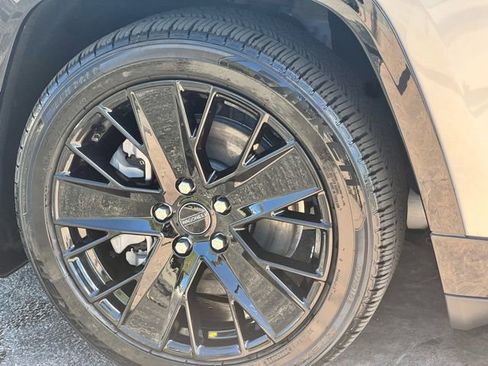 Used 2024 Jeep Wagoneer Launch Edition image 60