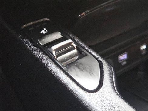 Used 2024 Kia Telluride S w/ S Sunroof Package FWD image 23