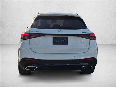 Used 2026 Mercedes-Benz GLC 300 4MATIC image 7