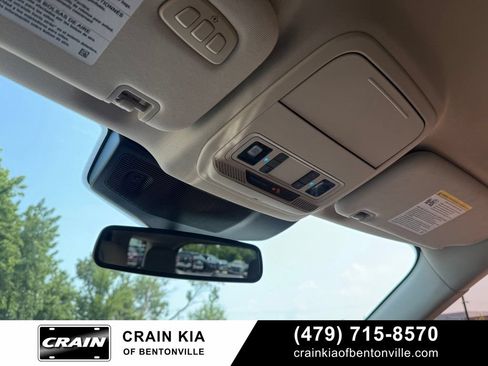 Used 2021 Ford Explorer Limited w/ Equipment Group 301A RWD image 19