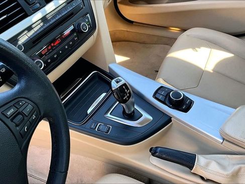 Used 2012 BMW 328i Sedan image 18