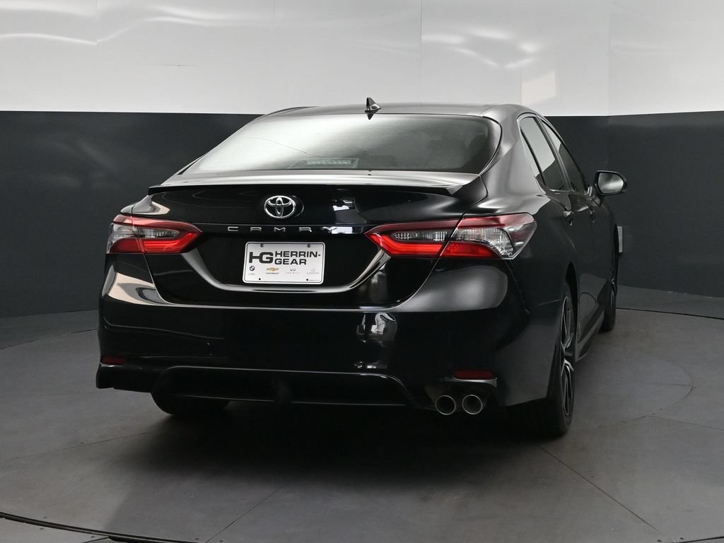 Used 2023 Toyota Camry SE FWD image 7