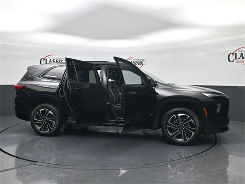 Used 2025 Buick Enclave Sport Touring w/ LPO, Floor Liner Package image 31