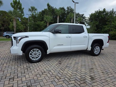 Used 2025 Toyota Tundra SR5 w/ SR5 Premium Package AWD/4WD image 3