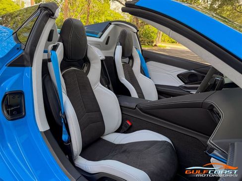 Used 2024 Chevrolet Corvette Z06 RWD image 31