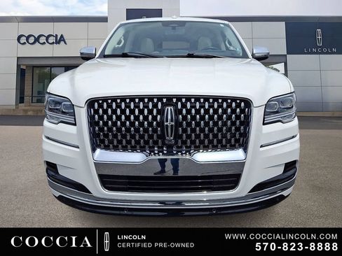 Certified 2022 Lincoln Navigator Black Label AWD/4WD image 2