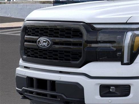 New 2025 Ford F150 Lariat w/ Equipment Group 502A High image 17