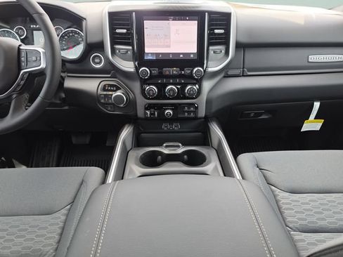 Used 2026 RAM 1500 Big Horn AWD/4WD image 17