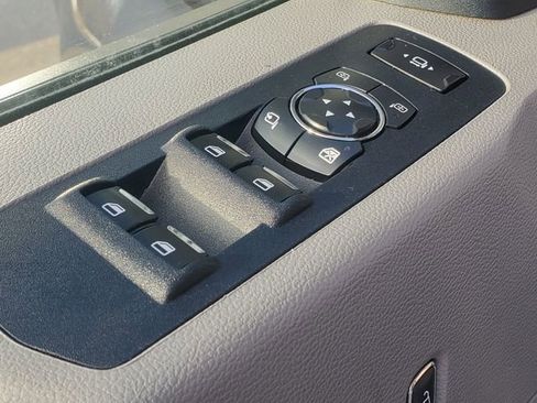 Certified 2019 Ford F250 XLT w/ XLT Premium Package image 8