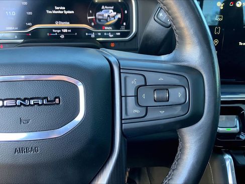 Used 2024 GMC Sierra 2500 Denali Ultimate image 25