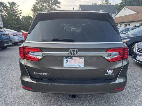 Used 2018 Honda Odyssey Touring image 7