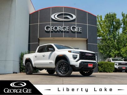 New 2026 GMC Canyon Elevation w/ Convenience Package
