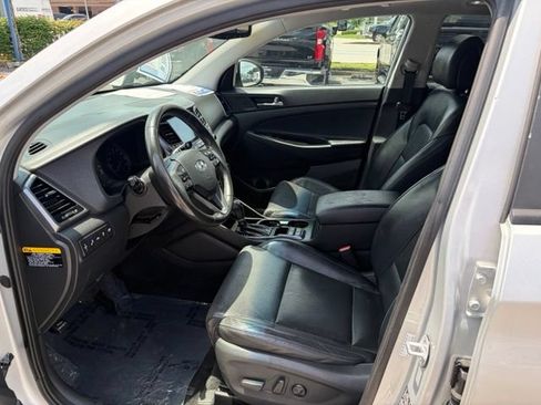 Used 2016 Hyundai Tucson Limited w/ Option Group 03 FWD image 14