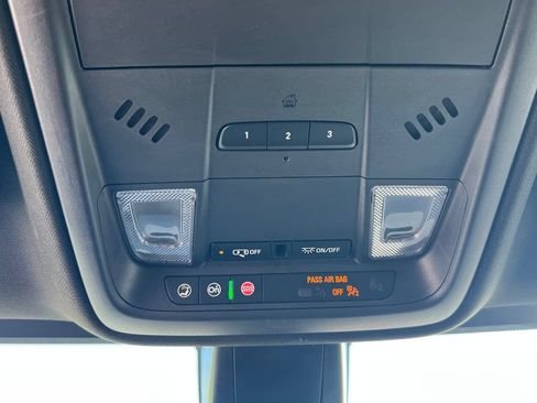 Used 2021 Cadillac XT5 Luxury AWD/4WD image 35
