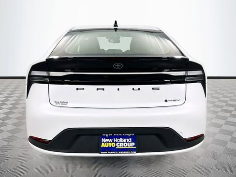 New 2026 Toyota Prius Plug-In Hybrid image 5