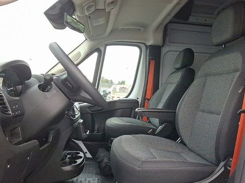 Used 2024 RAM ProMaster 2500 w/ Safety Group FWD image 7