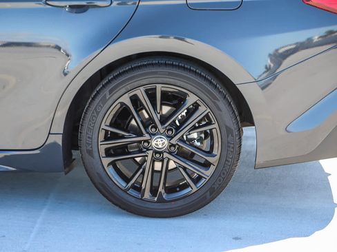 Certified 2025 Toyota Camry SE image 12