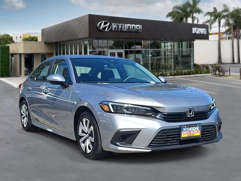 Used 2023 Honda Civic LX image 1