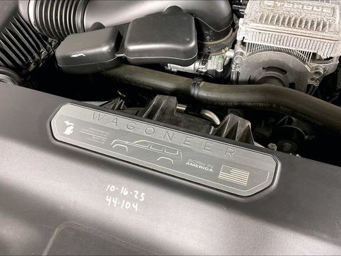 Used 2022 Jeep Wagoneer Series II AWD/4WD image 31