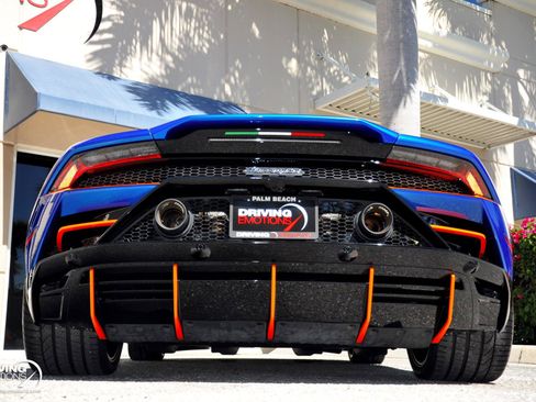 Used 2020 Lamborghini Huracan EVO AWD/4WD image 31