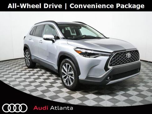 Used 2023 Toyota Corolla Cross XLE w/ Convenience Package AWD/4WD image 1