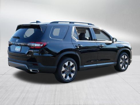 Certified 2026 Honda Pilot Elite image 7