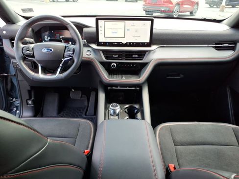 Certified 2025 Ford Explorer ST AWD/4WD image 17