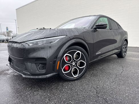 Used 2022 Ford Mustang Mach-E GT image 3