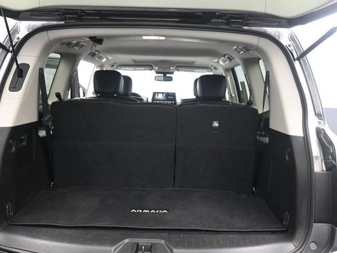 Used 2024 Nissan Armada SL w/ Captain's Chairs Package AWD/4WD image 23