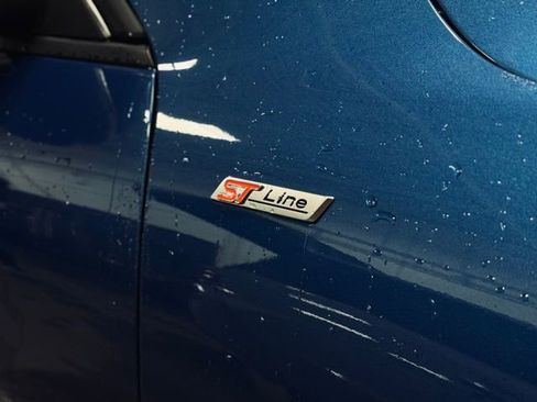 Used 2023 Ford Escape ST-Line w/ Tech Pack #1 image 6