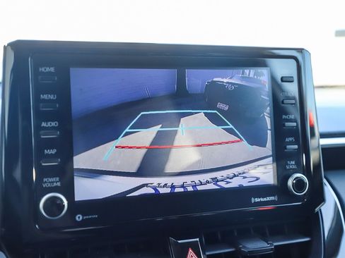 Certified 2022 Toyota Corolla Cross LE w/ Moonroof Package FWD image 24