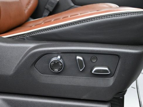 Used 2024 GMC Sierra 1500 Denali Ultimate image 13