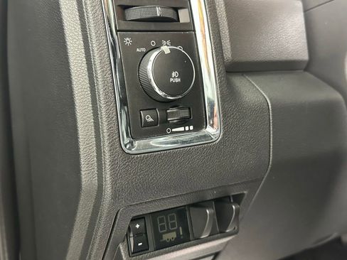 Used 2012 RAM 2500 Laramie w/ Cold Weather Group image 15