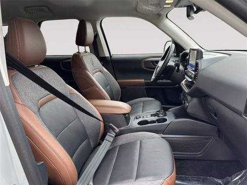 Used 2022 Ford Bronco Sport Outer Banks w/ Tech Package image 15