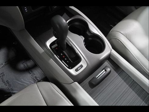 Used 2017 Honda Pilot EX-L image 14