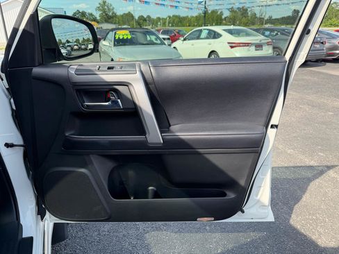 Used 2018 Toyota 4Runner Limited AWD/4WD image 23