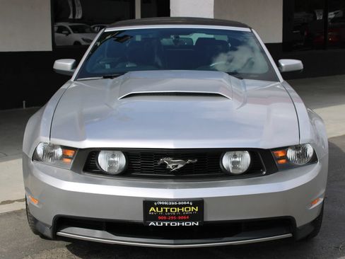 Used 2011 Ford Mustang GT Premium RWD image 2