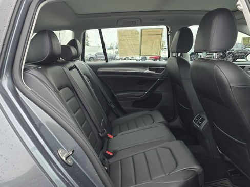 Used 2017 Volkswagen Golf Alltrack SEL image 14