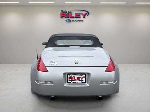Used 2005 Nissan 350Z Enthusiast RWD image 4