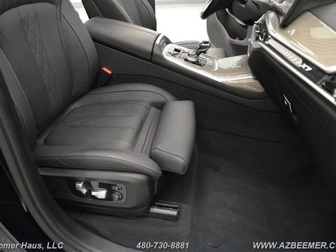 Used 2024 BMW ALPINA XB7 AWD/4WD image 22