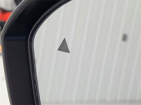 New 2026 Nissan Kicks SR image 20