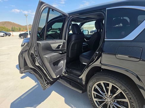 Used 2026 Lexus LX 600 F Sport AWD/4WD image 15