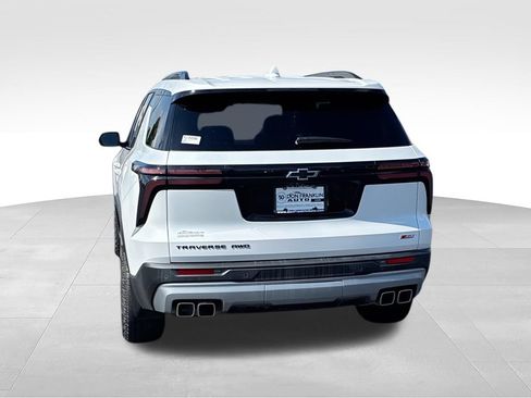 Used 2024 Chevrolet Traverse Z71 w/ LPO, Floor Liner Package AWD/4WD image 7