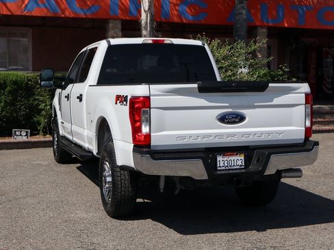 Used 2019 Ford F250 XL w/ Power Equipment Group image 6