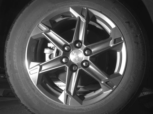 Used 2025 Chevrolet Blazer LT FWD image 18