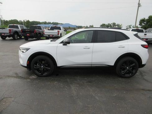 Certified 2022 Buick Envision Essence w/ Sport Touring Package AWD/4WD image 10